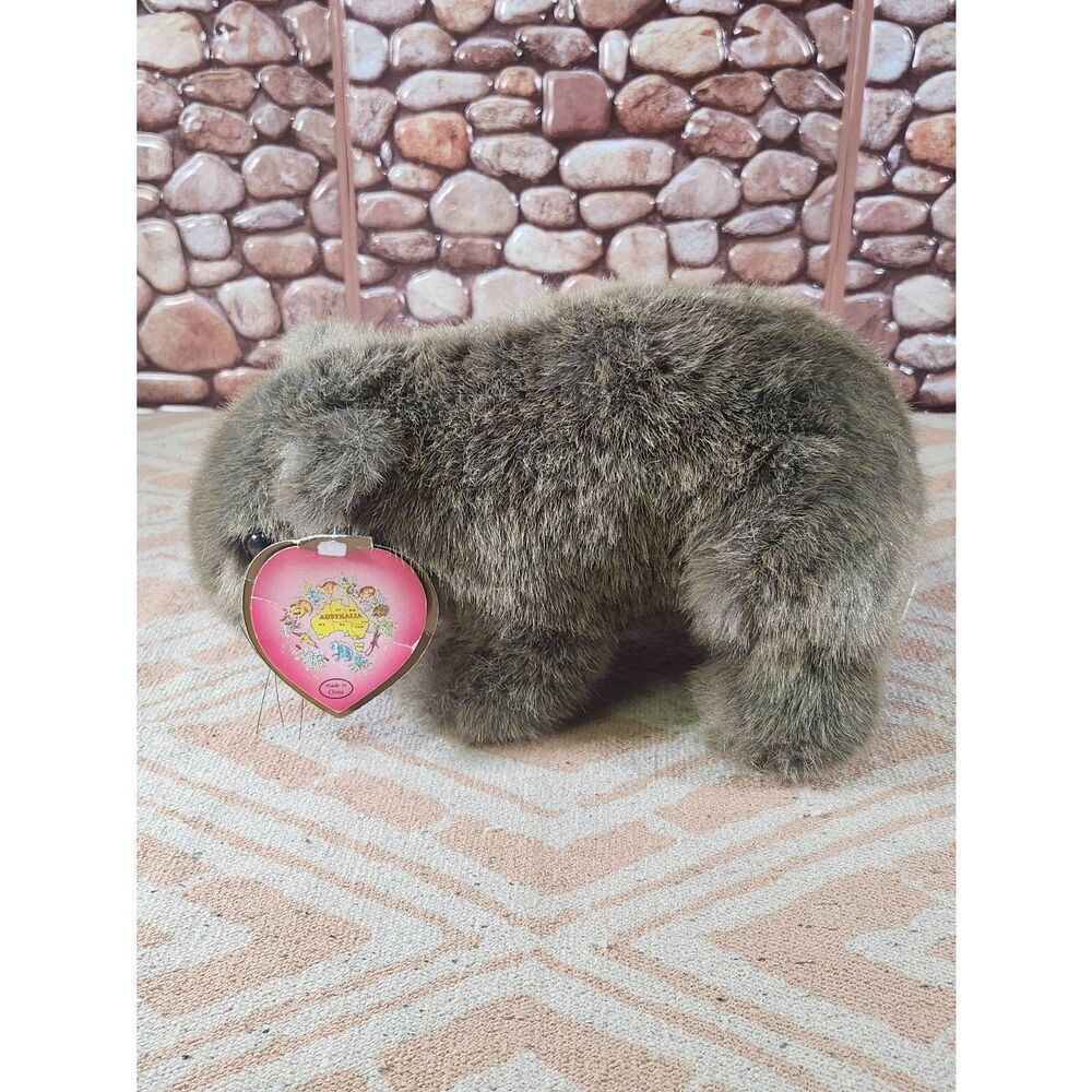 Kanley Australia WOMBAT Plush with tags #A92